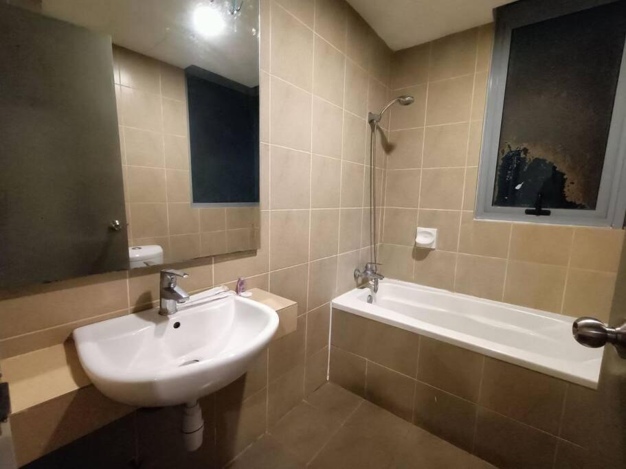 Taragon Service Apartment Kuala Lumpur Dış mekan fotoğraf